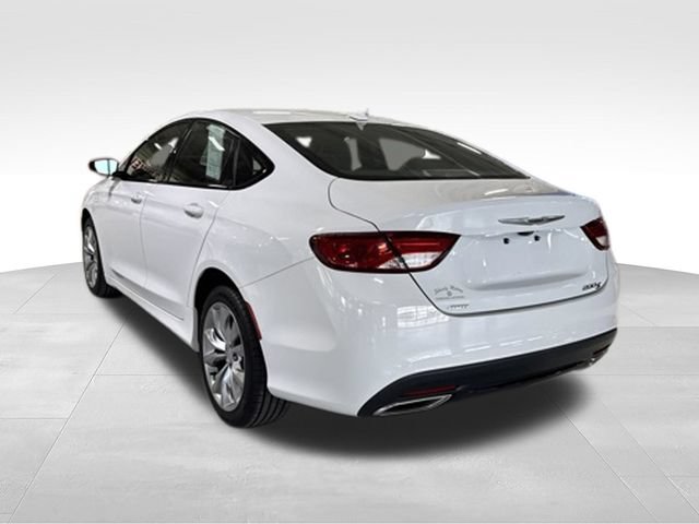 Used 2015 Chrysler 200 S w/ Navigation & Sound Group I AWD/4WD image 3