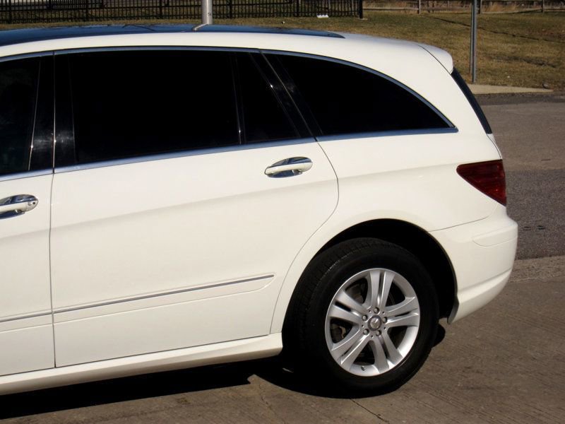 Used 2008 Mercedes-Benz R 320 CDI 4MATIC w/ P2 Pkg image 8