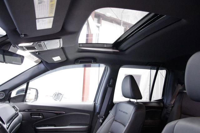 Certified 2023 Honda Ridgeline Black Edition image 39