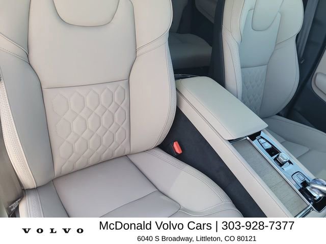 New 2026 Volvo XC90 B6 Core AWD/4WD image 19