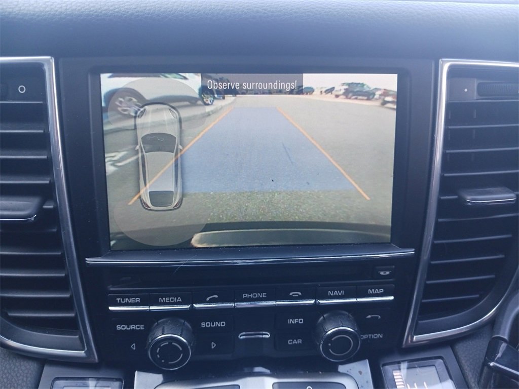 Used 2013 Porsche Panamera S image 12