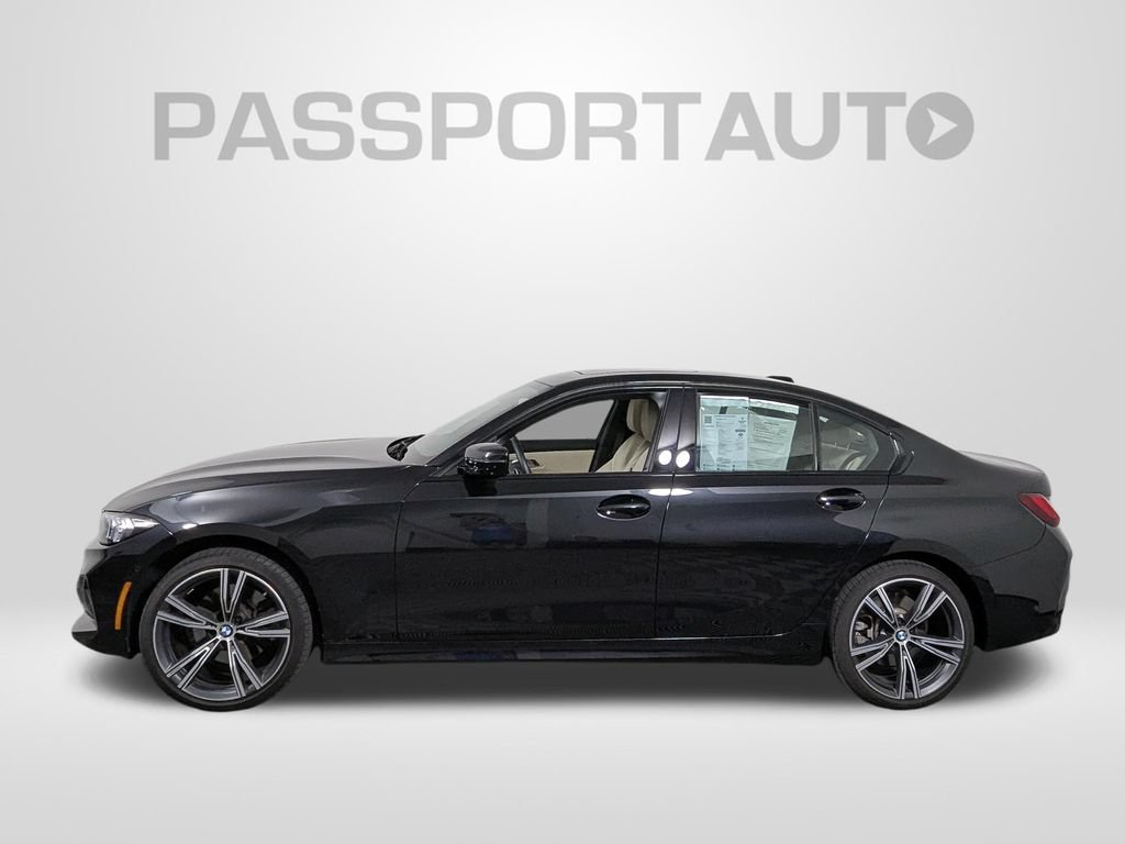 Used 2023 BMW 330i xDrive Sedan w/ Premium Package AWD/4WD image 2