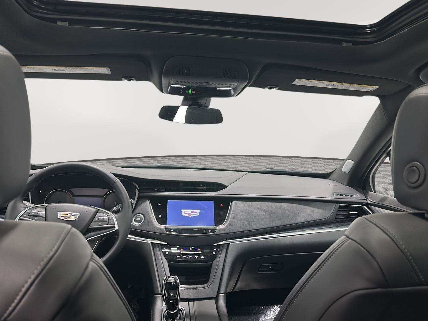 Used 2025 Cadillac XT5 Premium Luxury image 24