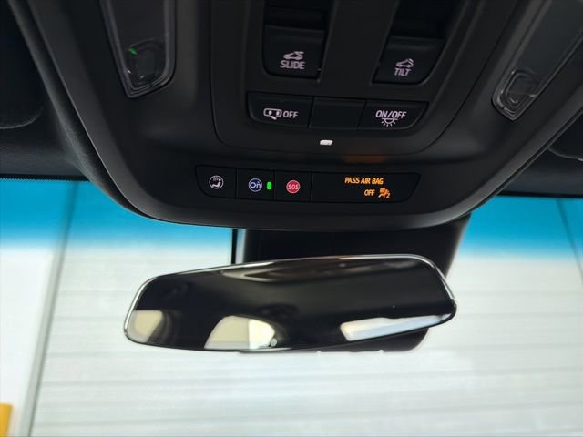 Used 2022 Cadillac CT4 V Blackwing w/ Driver Assist Package image 21