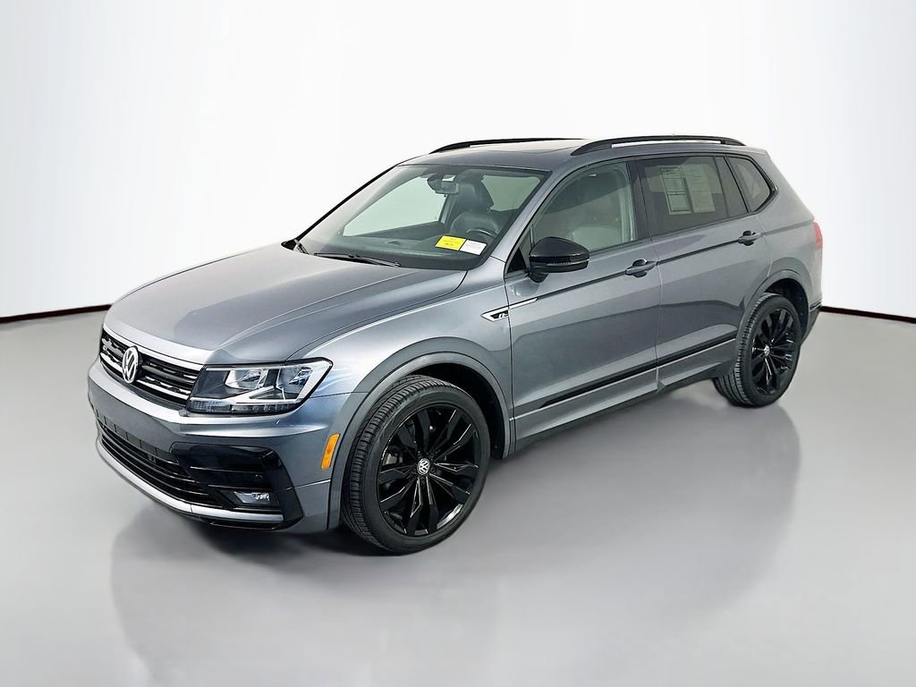 Used 2020 Volkswagen Tiguan SE R-Line w/ 3rd Row Seat Package AWD/4WD video 3