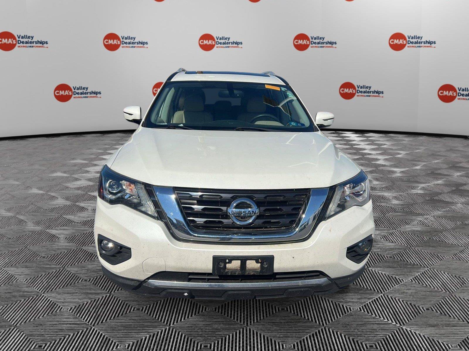 Used 2020 Nissan Pathfinder Platinum AWD/4WD image 6
