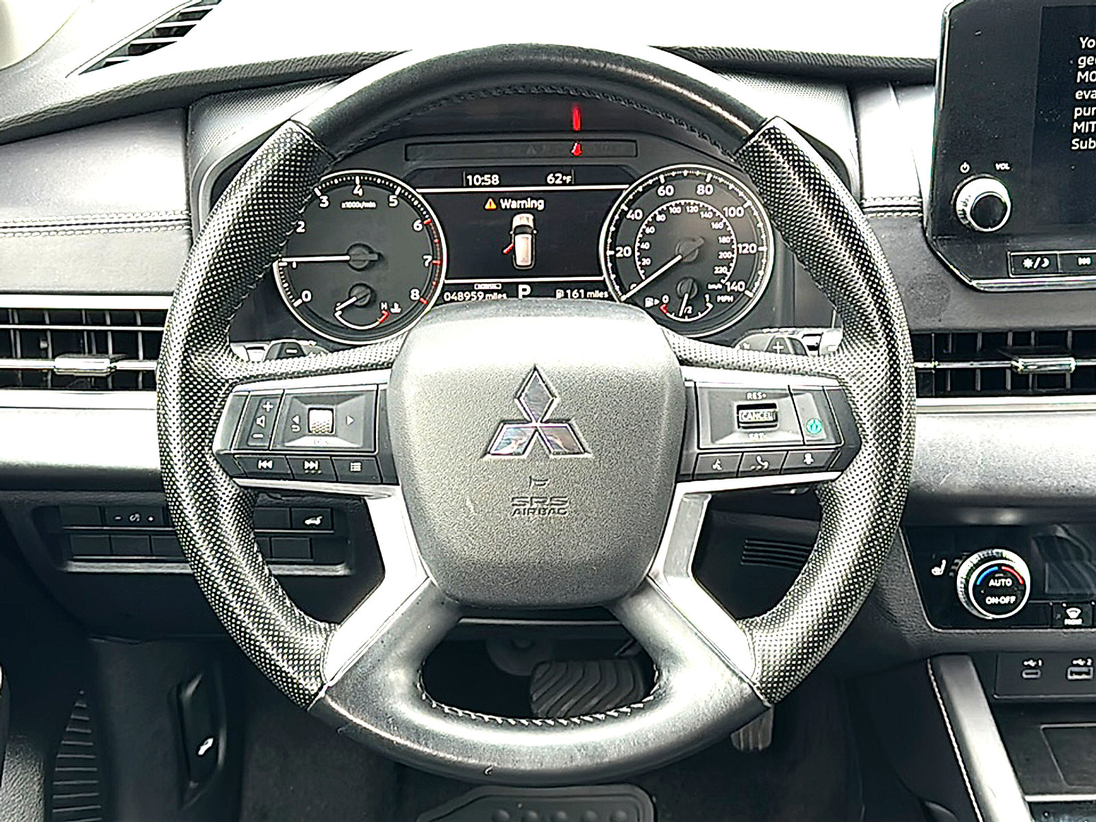 Used 2024 Mitsubishi Outlander SE FWD image 28