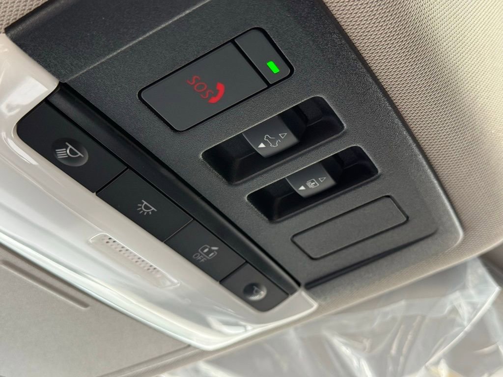 New 2026 Nissan Rogue Platinum image 13