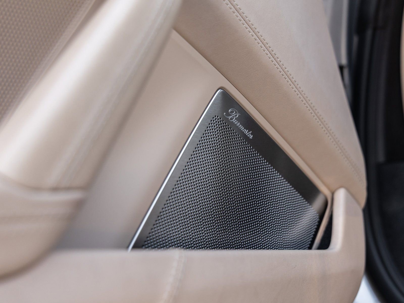 Certified 2021 Porsche 911 Targa 4S Heritage Design image 32