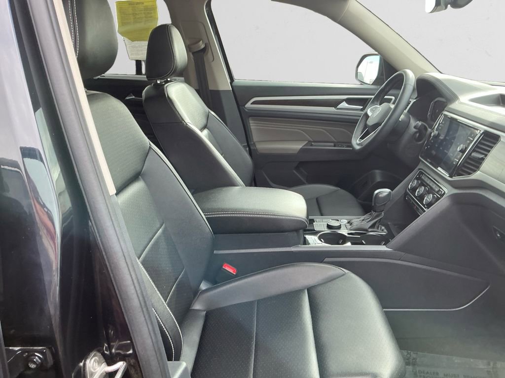 Used 2023 Volkswagen Atlas SE w/ Panoramic Sunroof Package image 15