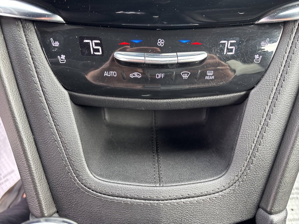 Used 2024 Cadillac XT6 Sport w/ LPO, Floor Liner Package AWD/4WD image 22