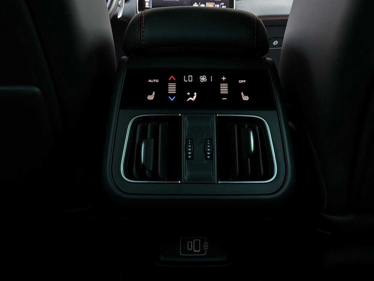 Used 2023 Maserati Grecale Modena AWD/4WD image 16