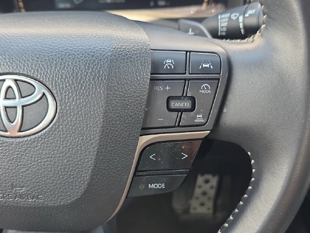 Used 2025 Toyota Camry SE FWD image 20
