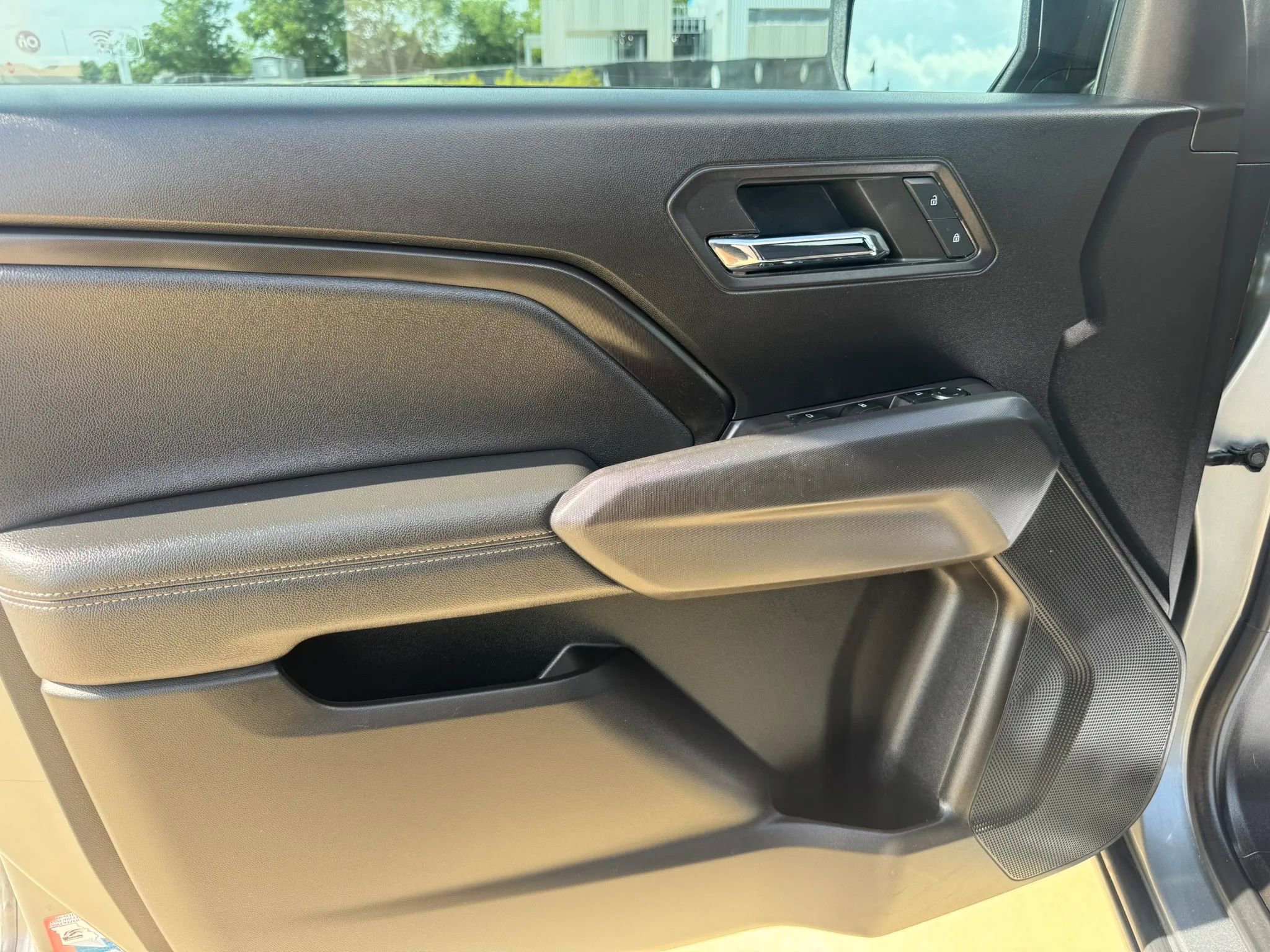 Used 2023 Chevrolet Colorado LT w/ LT Convenience Package RWD image 24