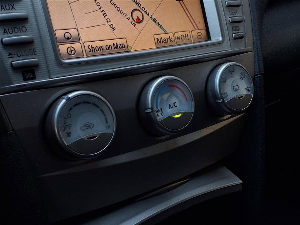 Used 2011 Toyota Camry SE image 10