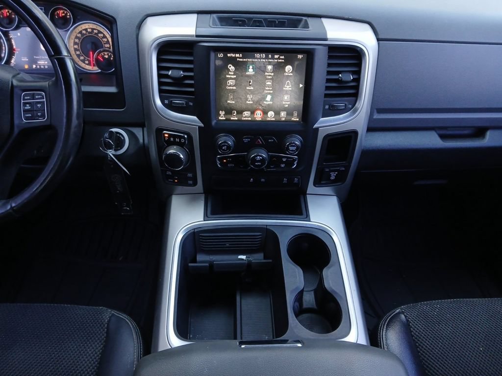 Used 2017 RAM 1500 Lone Star AWD/4WD image 3