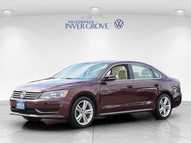 Used 2014 Volkswagen Passat 1.8T SE FWD image 3