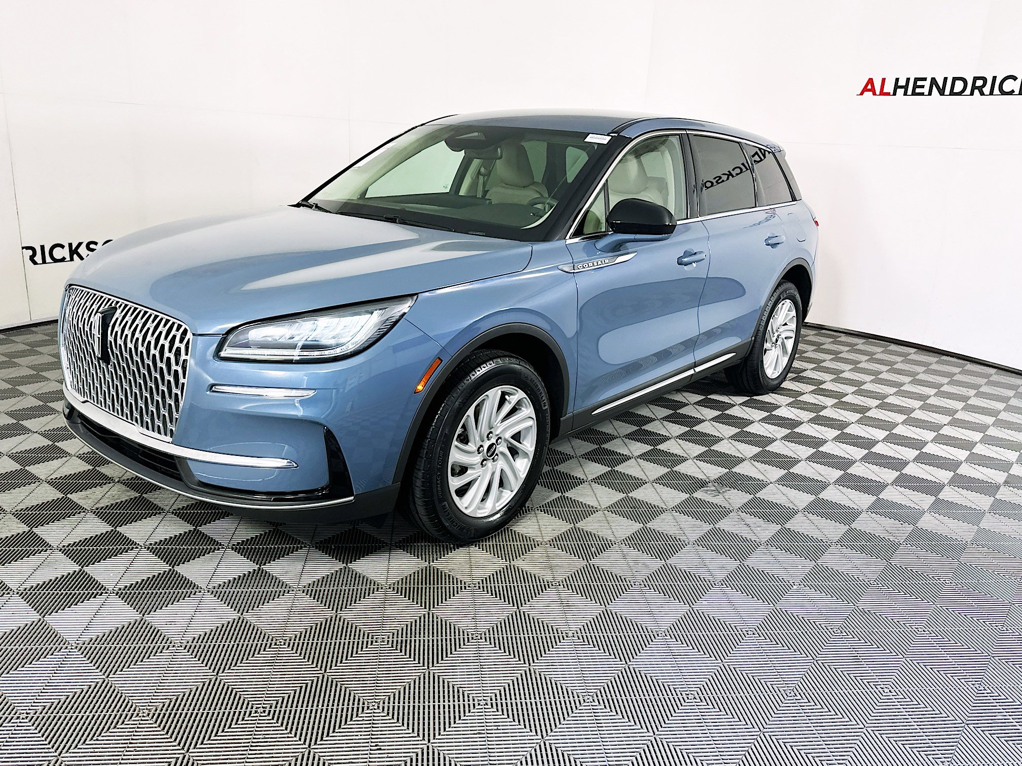 Used 2023 Lincoln Corsair FWD image 7