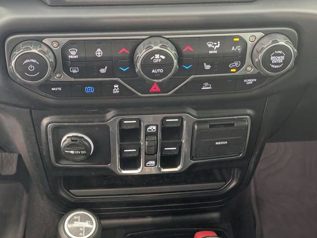 Used 2023 Jeep Wrangler Unlimited Sahara w/ Cold Weather Group image 21