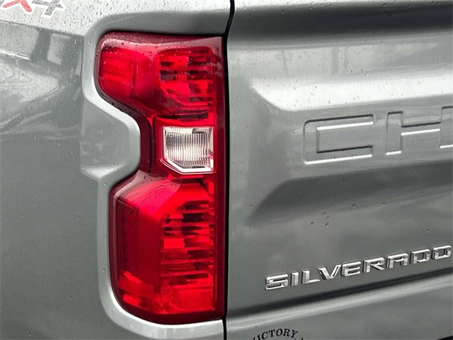 Used 2023 Chevrolet Silverado 1500 LT image 12