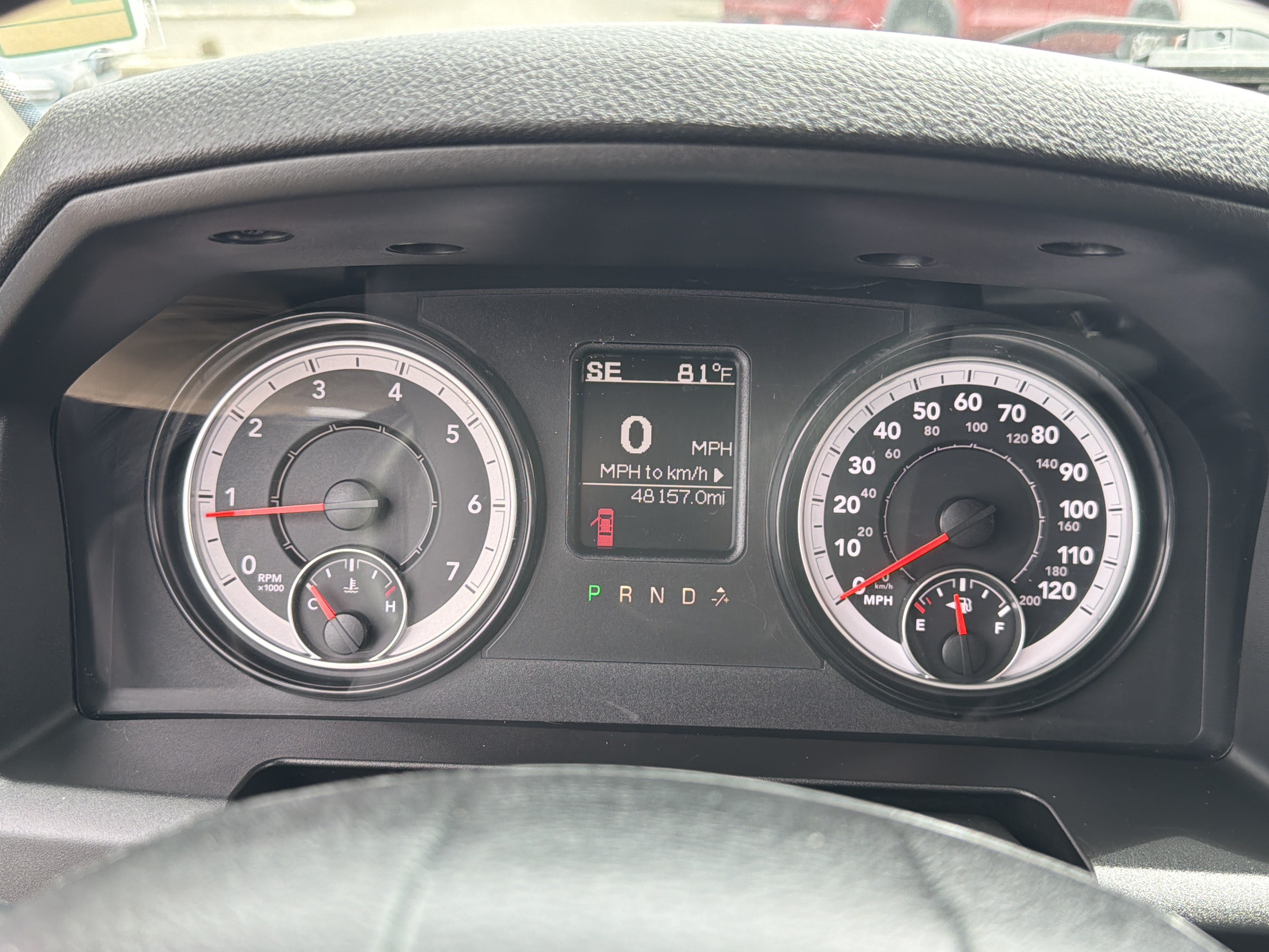 Used 2022 RAM 1500 Classic SLT AWD/4WD image 21
