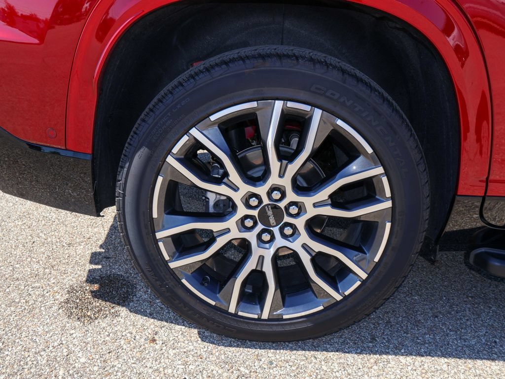 Certified 2026 GMC Acadia Denali Ultimate w/ LPO, Floor Liner Package AWD/4WD image 41
