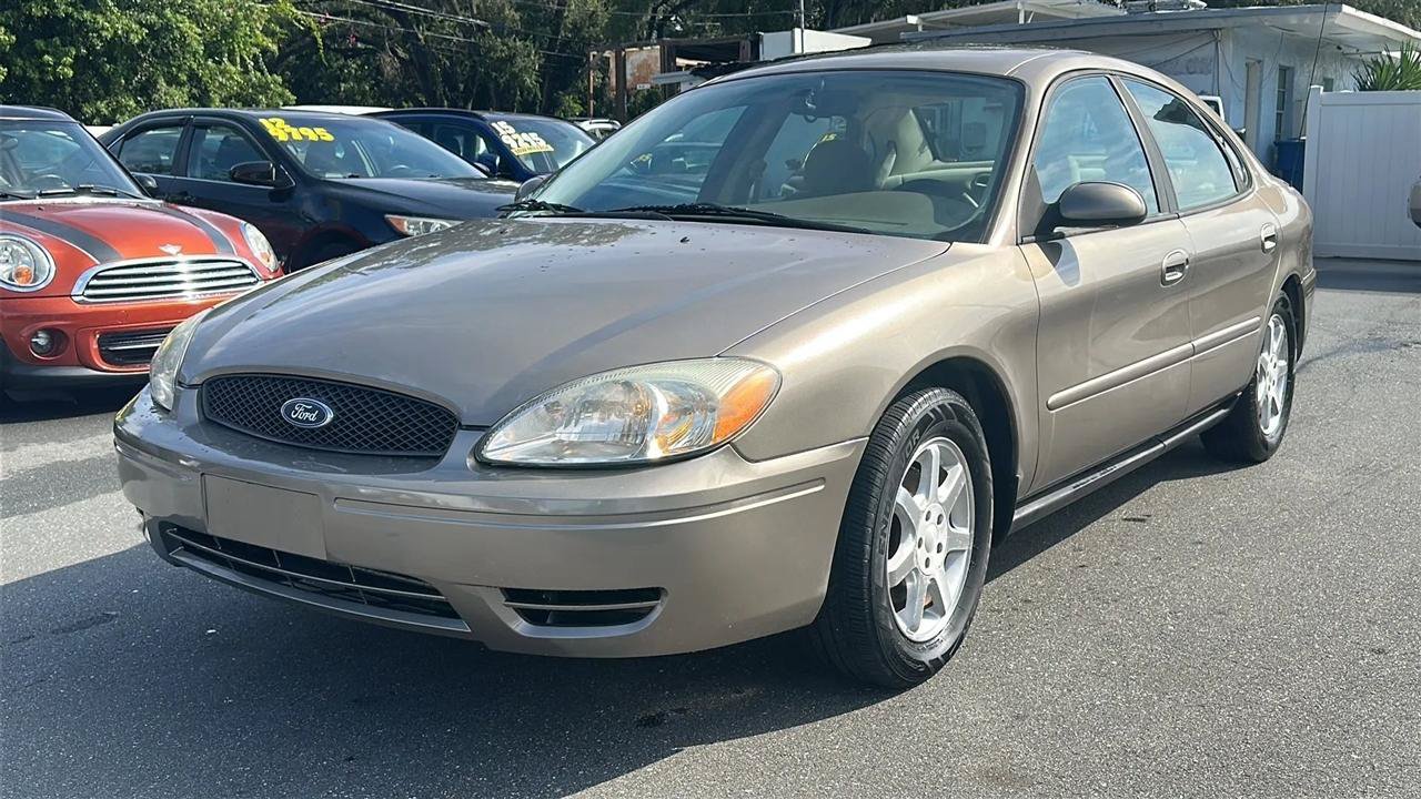 Used 2006 Ford Taurus SEL FWD image 3