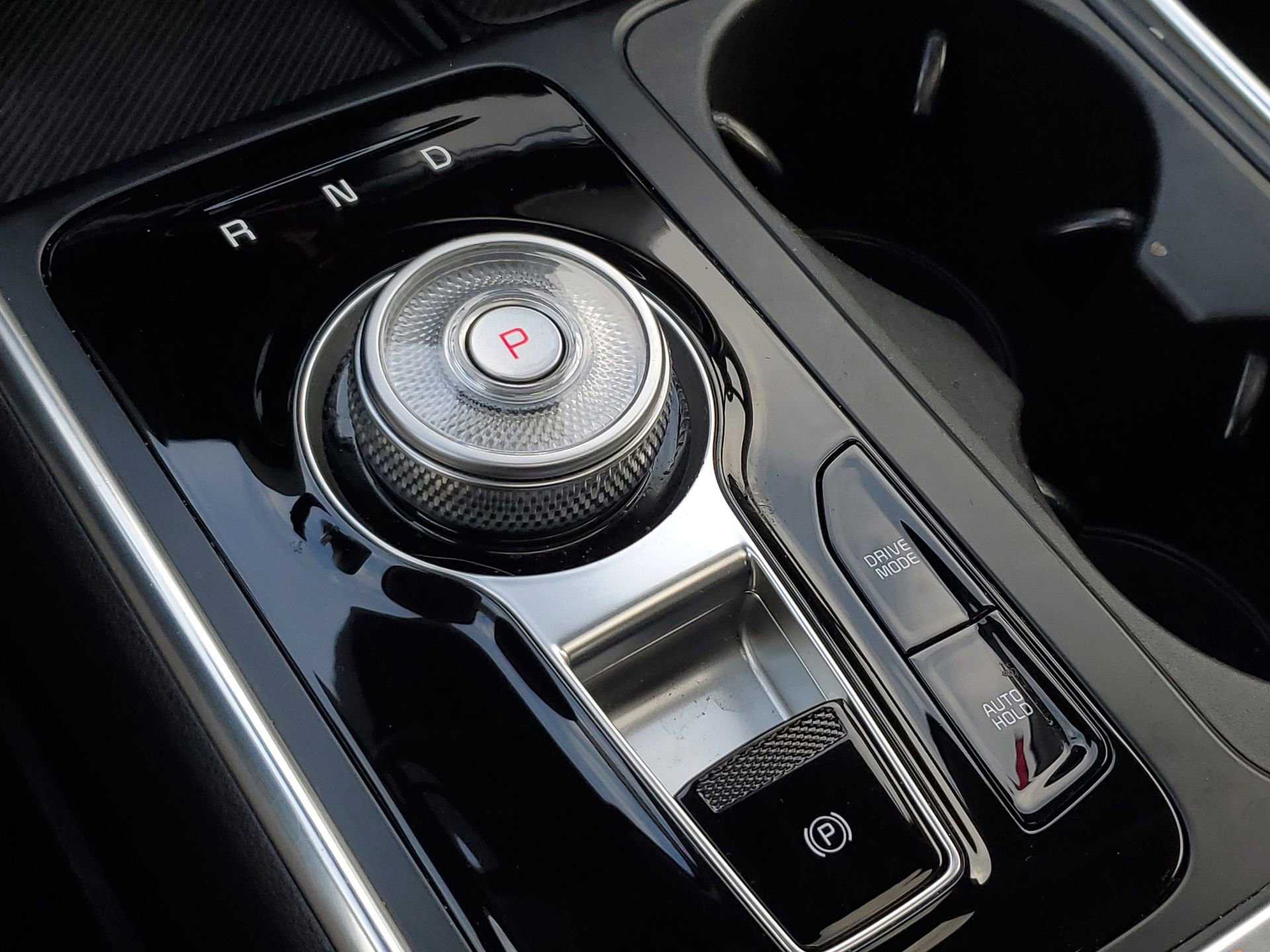 Used 2025 Kia Carnival SX w/ SX Dark Edition Package image 34