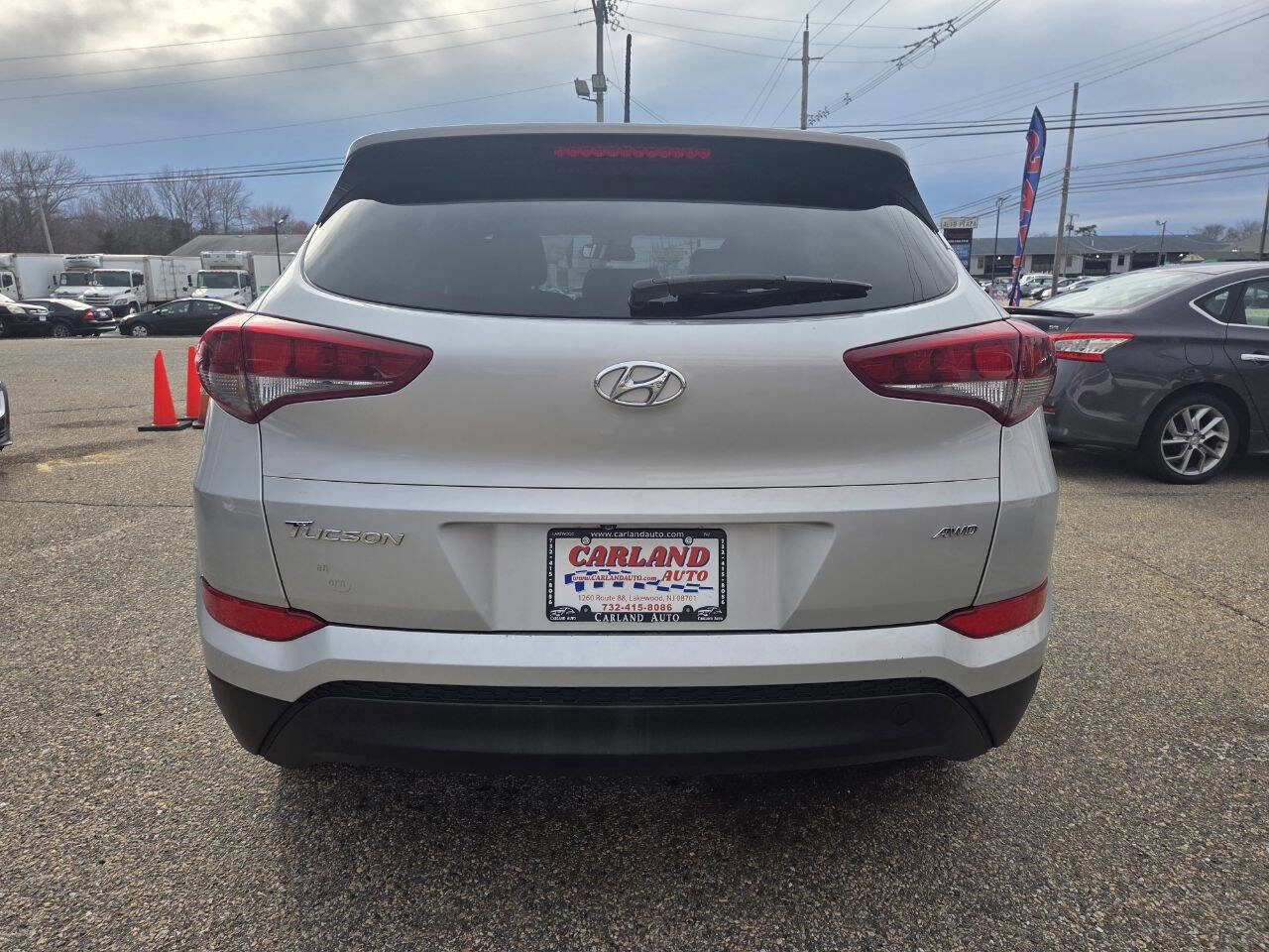 Used 2016 Hyundai Tucson SE w/ Option Group 02 AWD/4WD image 6