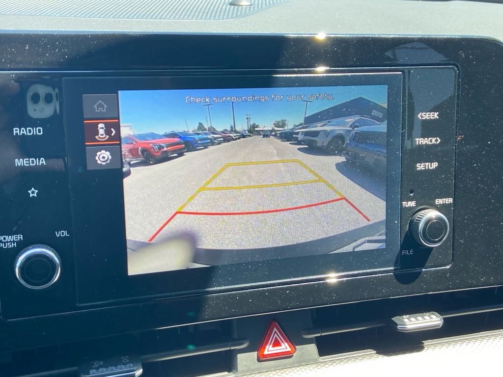 Used 2025 Kia Sportage LX AWD/4WD image 19