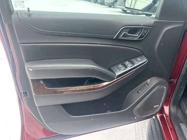 Used 2017 Chevrolet Suburban LT w/ Luxury Package image 19