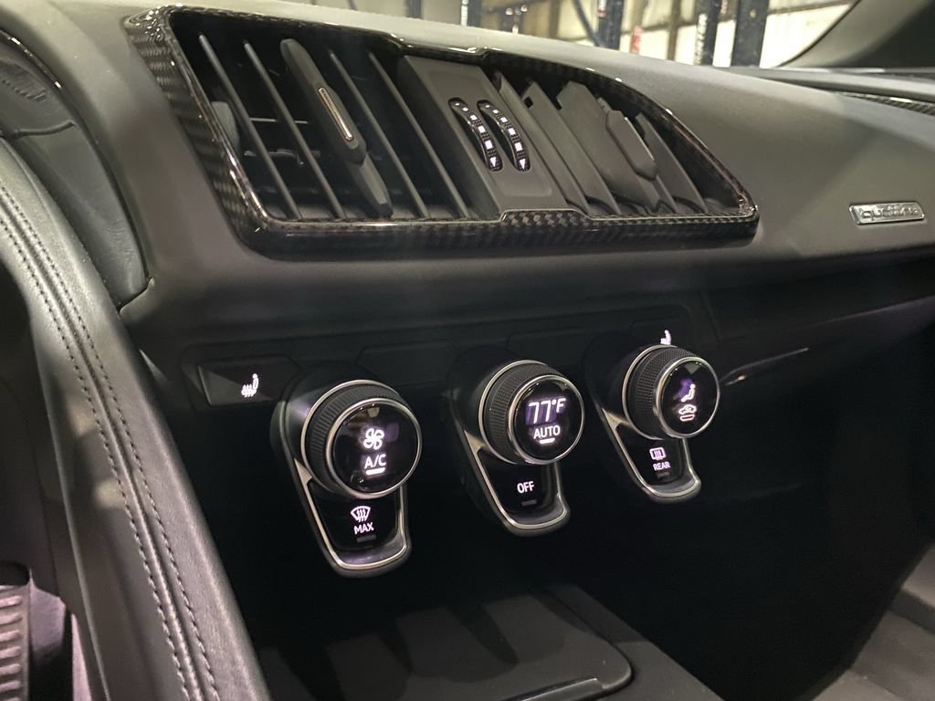 Used 2018 Audi R8 V10 plus AWD/4WD image 5