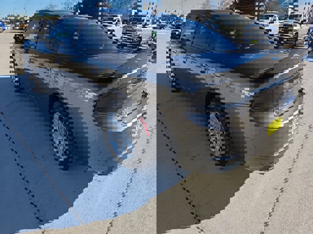 Used 2016 Dodge Charger SXT w/ AWD Plus Group image 6