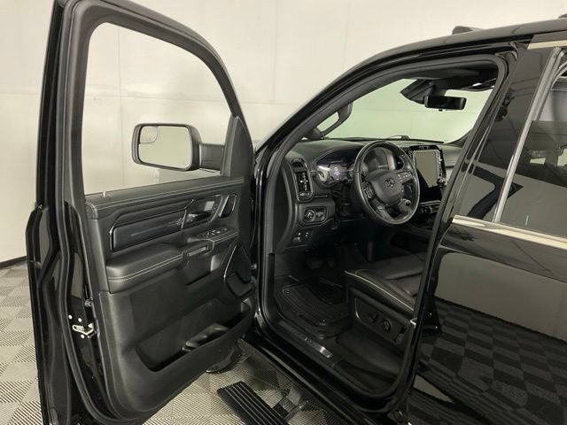 Used 2022 RAM 1500 Limited AWD/4WD image 33