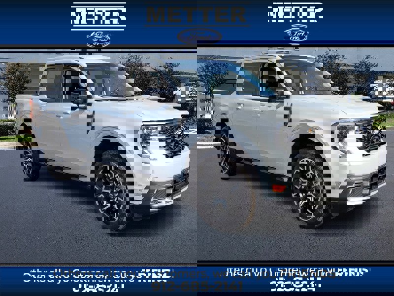 Used 2025 Ford Maverick Lariat image 1