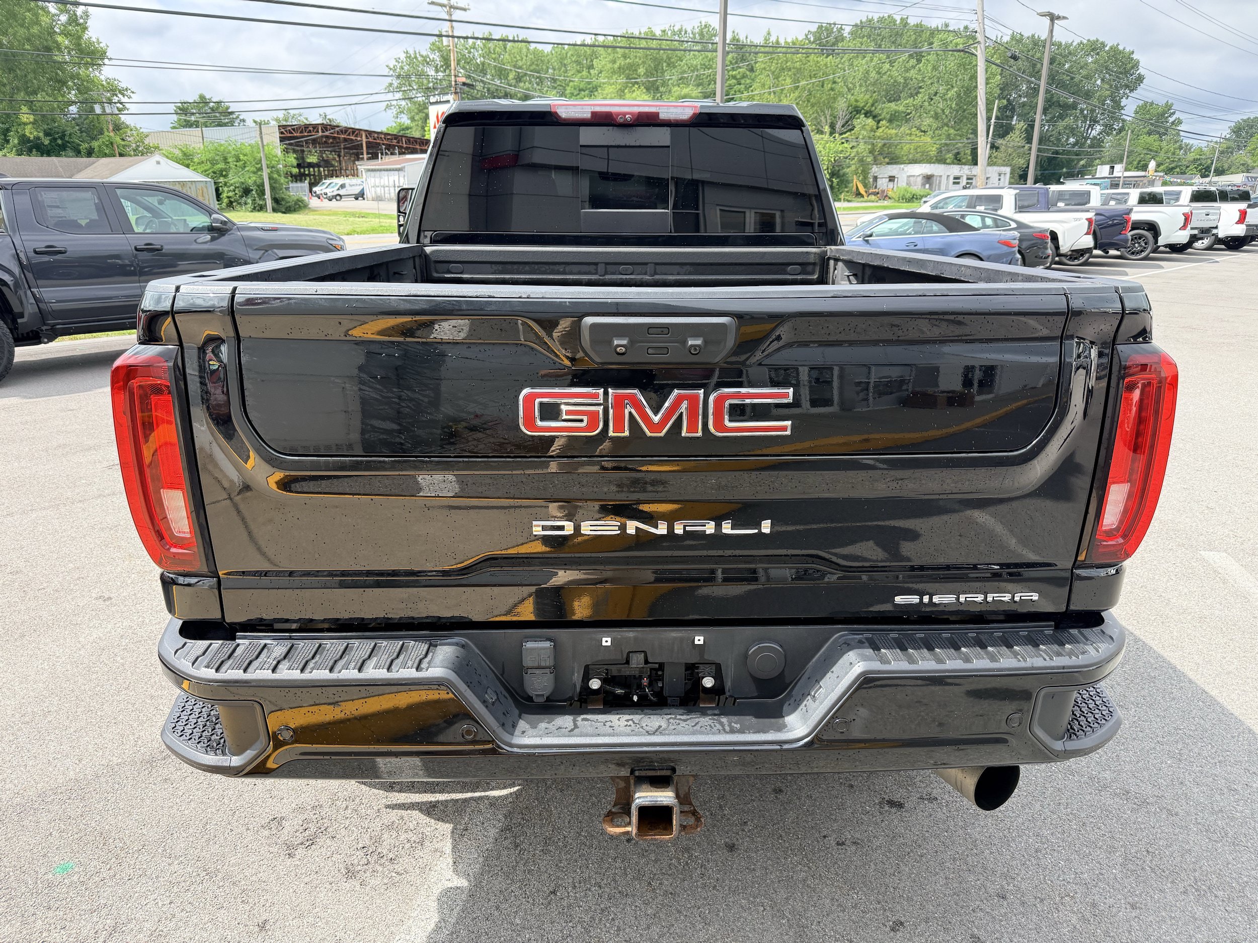 Used 2022 GMC Sierra 3500 Denali w/ Denali Ultimate Package AWD/4WD image 10