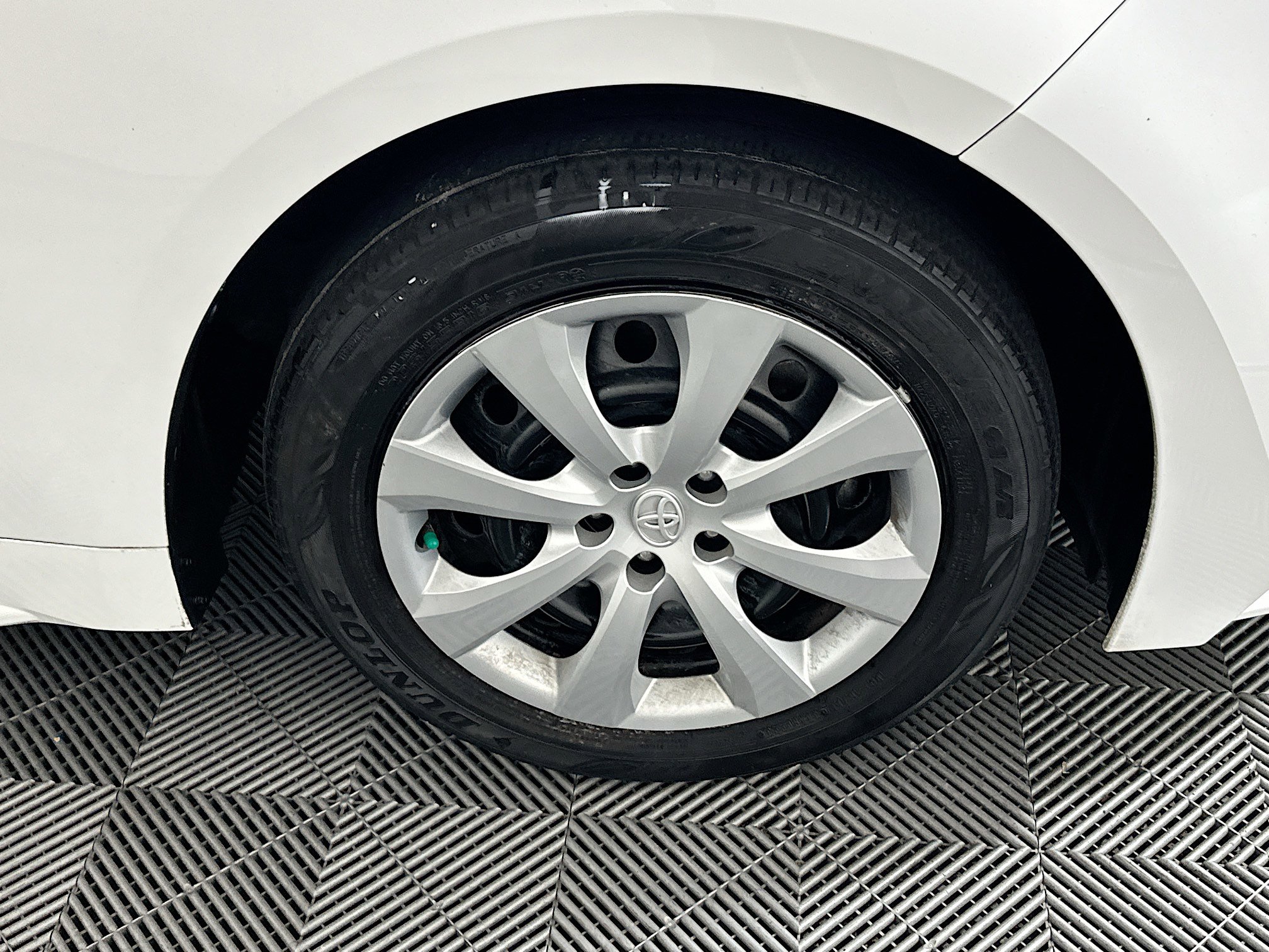 Used 2023 Toyota Corolla LE image 11