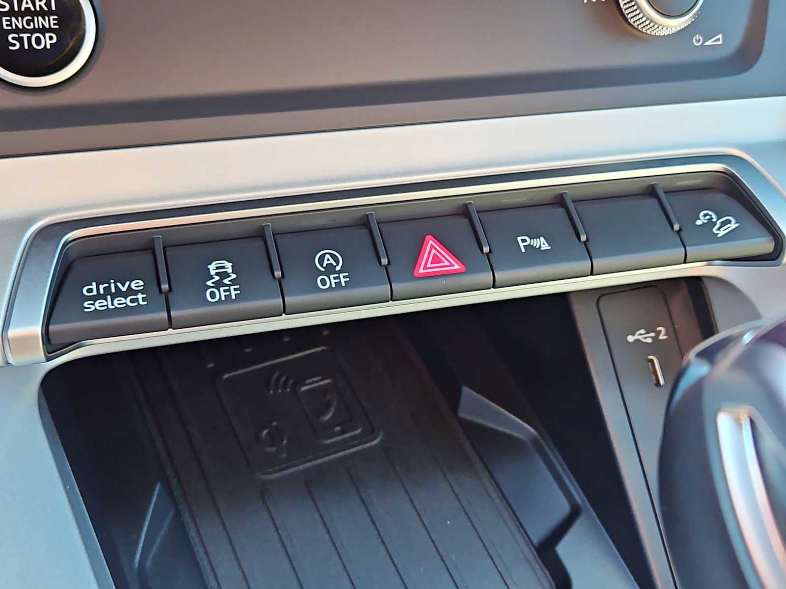 Certified 2025 Audi Q3 2.0T Premium w/ Convenience Package image 19