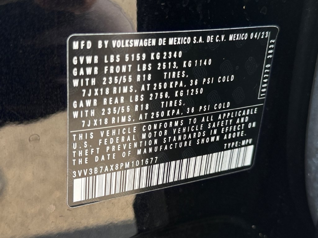 Used 2023 Volkswagen Tiguan SE FWD image 28