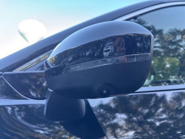 Used 2021 Nissan Rogue SV image 12