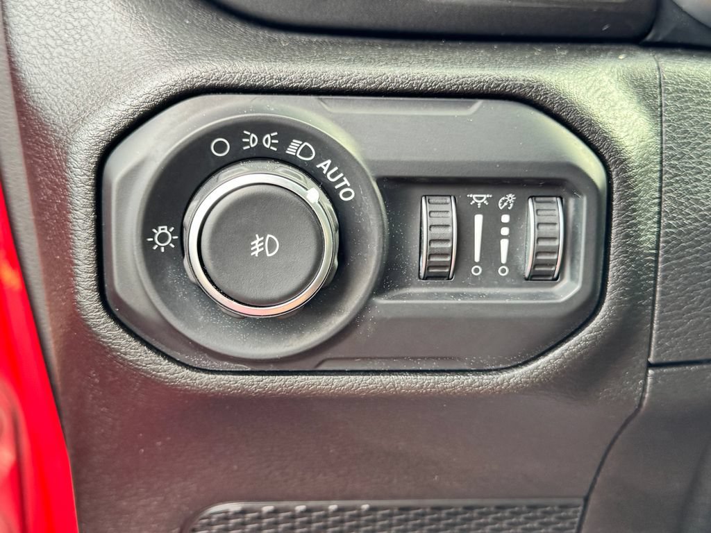 Used 2020 Jeep Wrangler Unlimited Sport AWD/4WD image 30