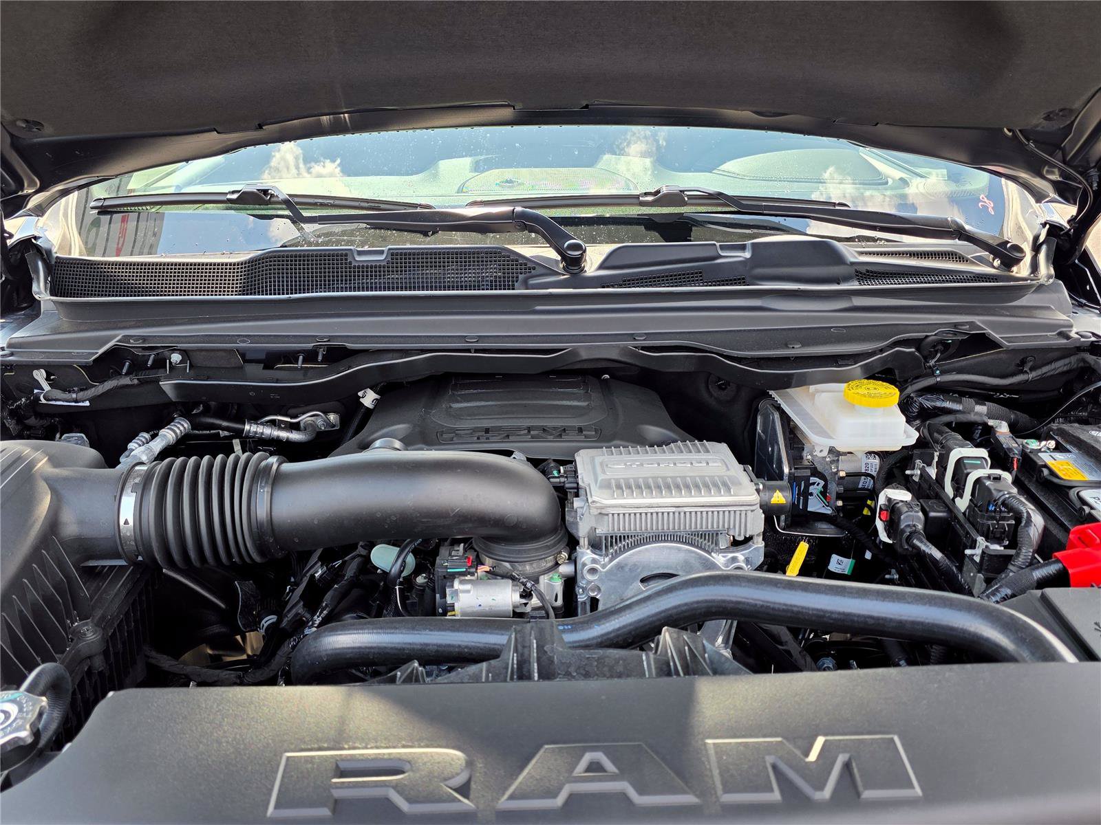 New 2026 RAM 1500 Laramie w/ Night Edition AWD/4WD image 42