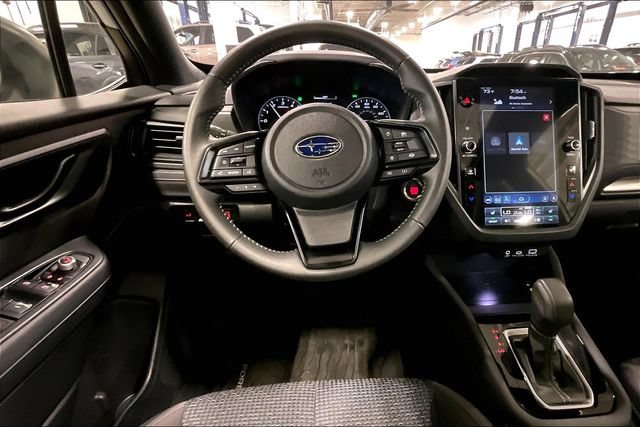 Used 2025 Subaru Forester Premium AWD/4WD image 5