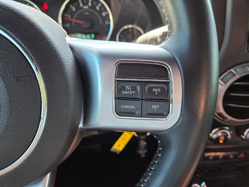 Used 2018 Jeep Wrangler Unlimited Sport AWD/4WD image 28