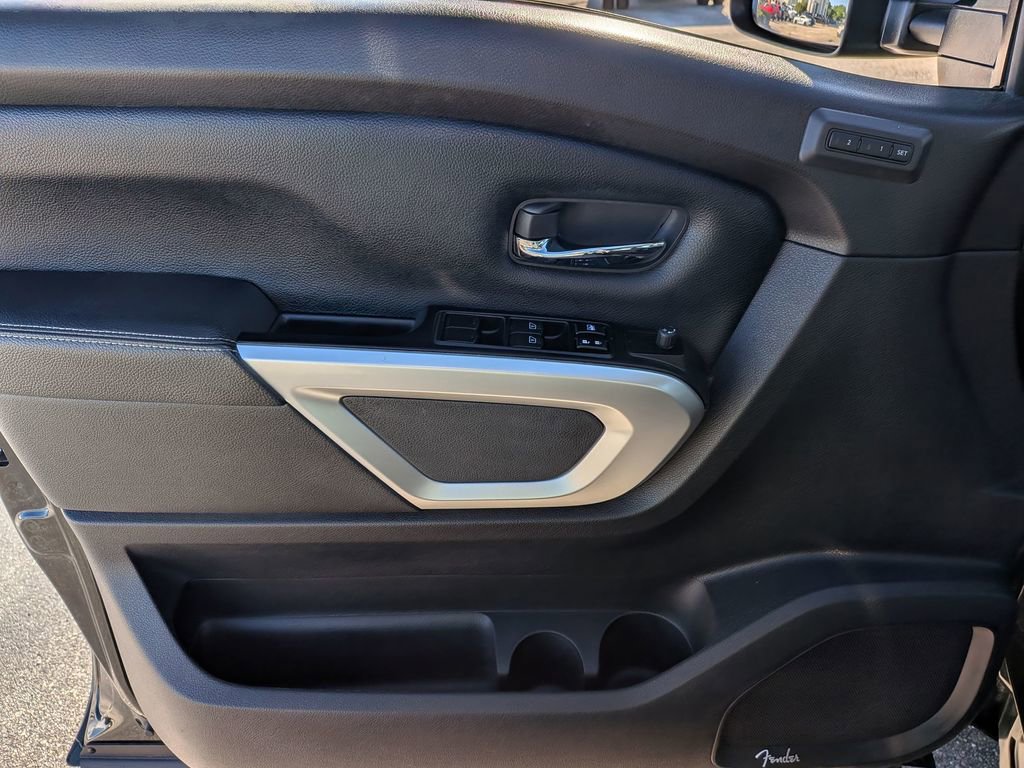 Used 2019 Nissan Titan PRO-4X w/ Pro-4x Convenience Package image 29