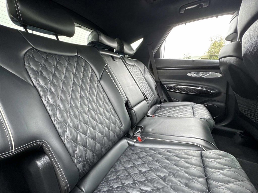 Used 2025 Genesis GV70 3.5T Sport w/ Sport Prestige Package image 23