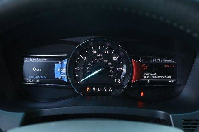 Used 2016 Ford Explorer XLT w/ Equipment Group 201A FWD image 12