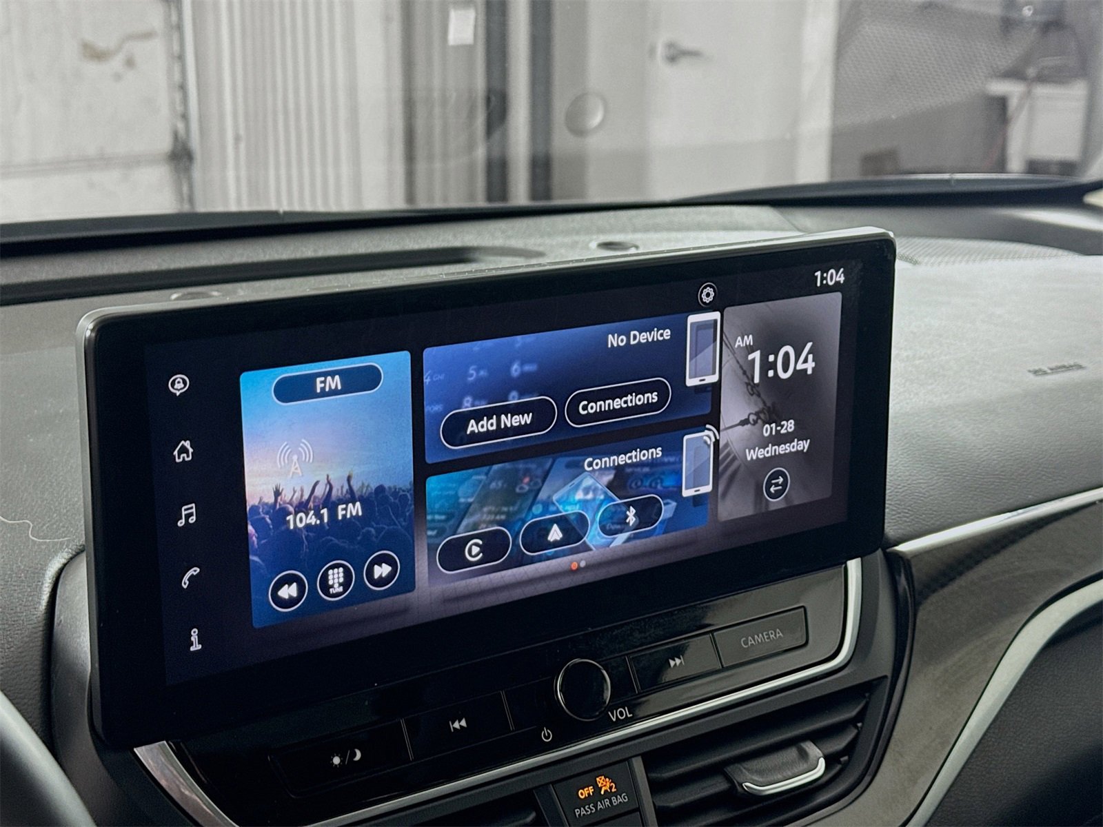 Used 2025 Nissan Altima 2.5 SR w/ SR Premium Package image 12