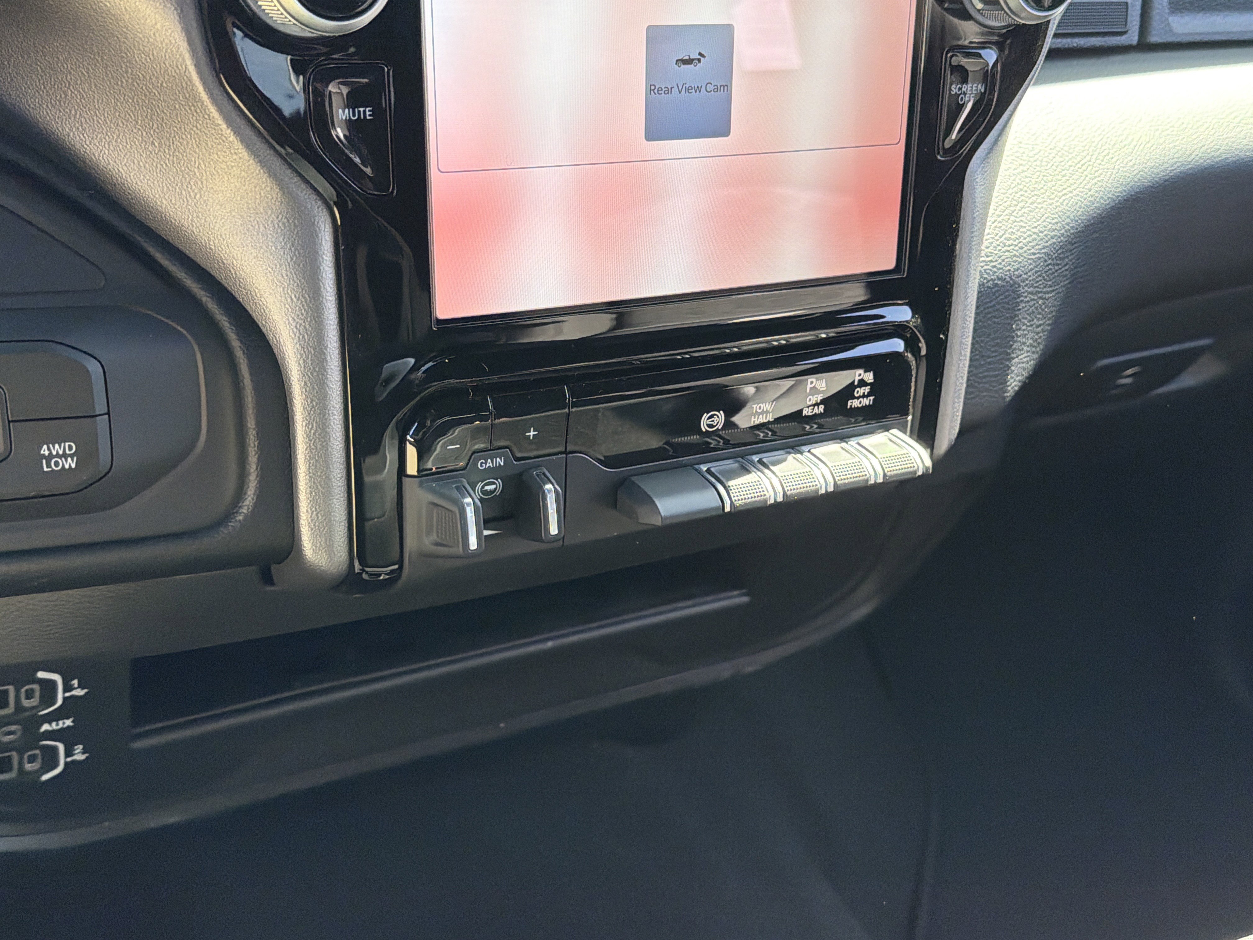 New 2026 RAM 3500 Big Horn AWD/4WD image 23