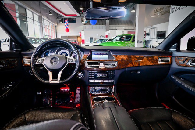 Used 2013 Mercedes-Benz CLS 550 4MATIC image 27